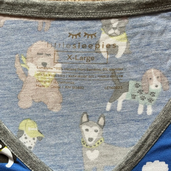 Ladies Dapper Dogs Little Sleepies PJ Long Sleeve Top. Sz. XL, blue background! - Picture 2 of 6